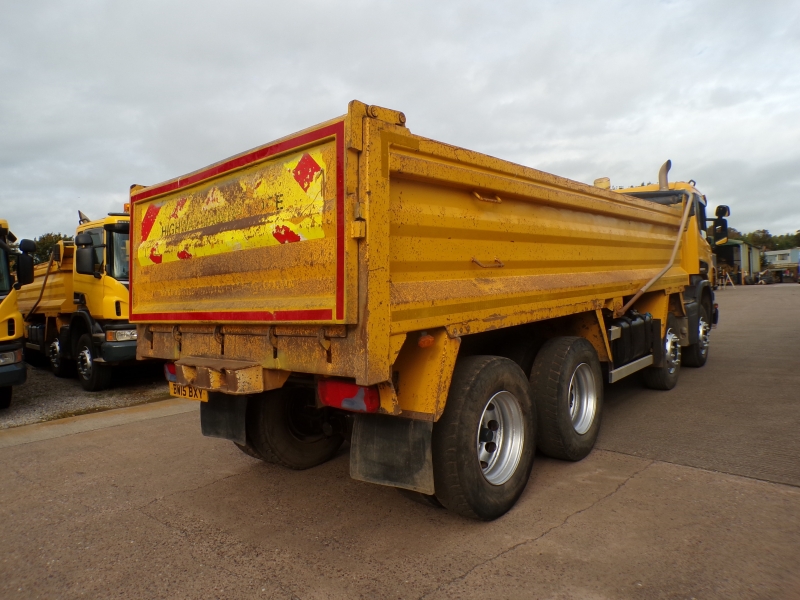 Vehicle Photo 9