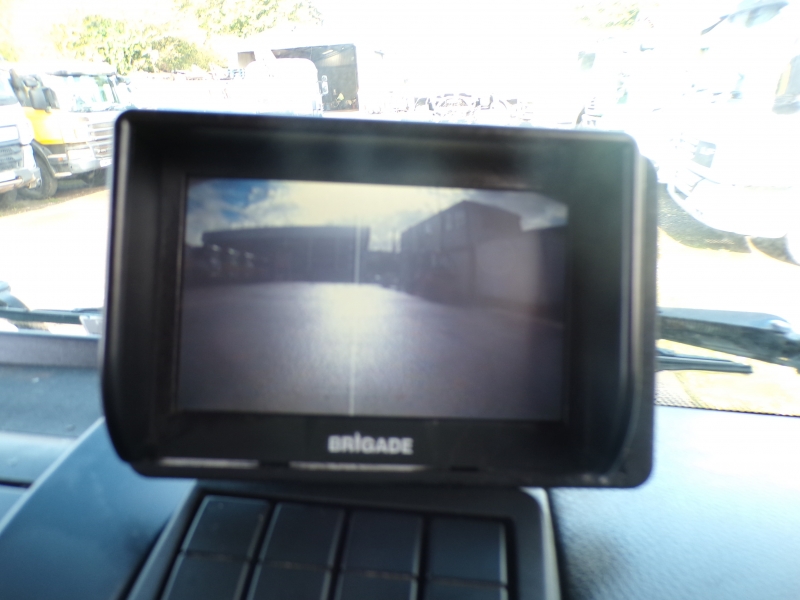 Vehicle Photo 12