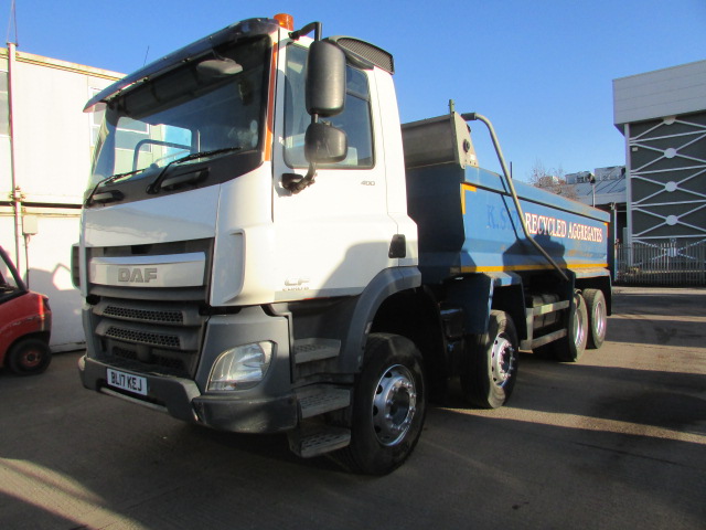 Vehicle Photo 3