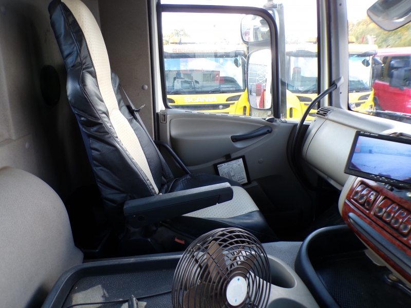 Vehicle Photo 15
